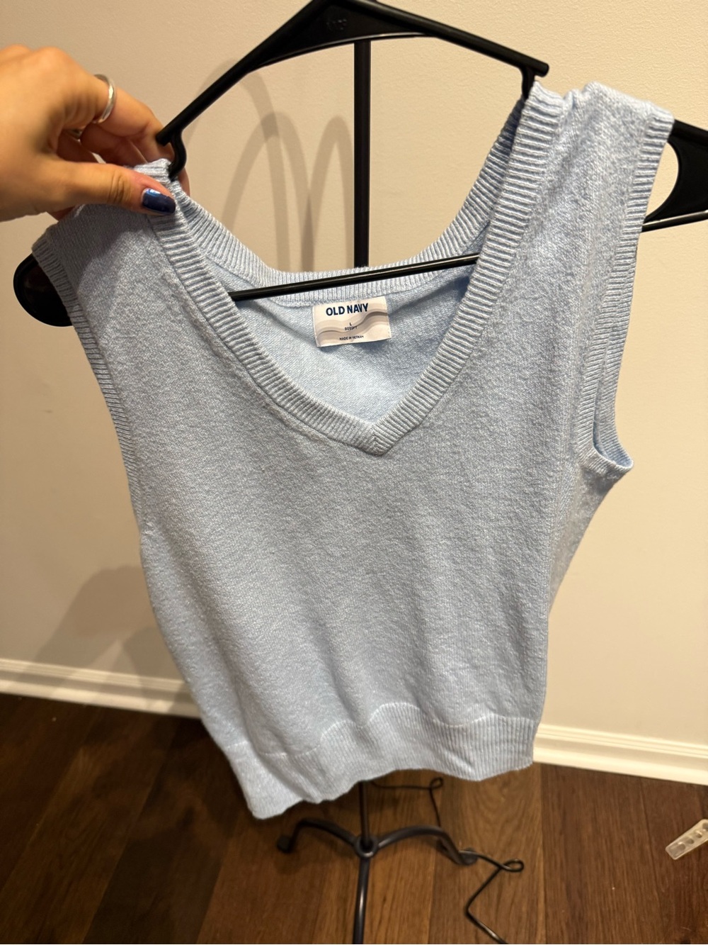 Old Navy Pale Blue V‑Neck Sleeveless Knit Top